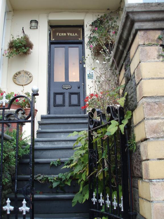 Fern Villa B&B Фишгард Экстерьер фото